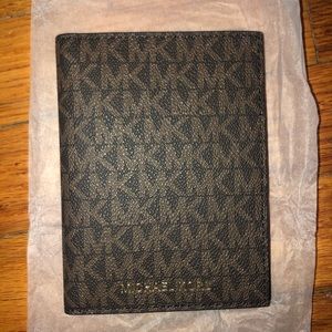 Michael Kors Jet Set Brown Passport Holder